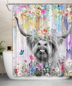 Funny Highland Cow Shower Curtain - Farmhouse Bathroom Decor with Boho Floral Design, Fabric and Machine Washable