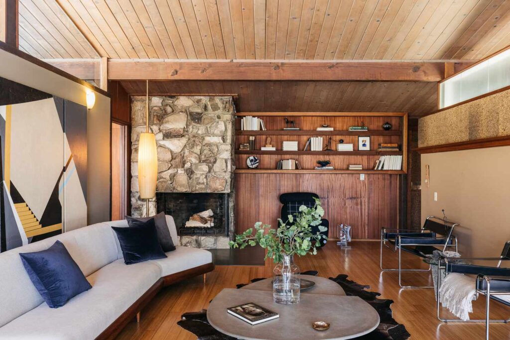 A Couch May Be A Perfect Choice For Your Living Room