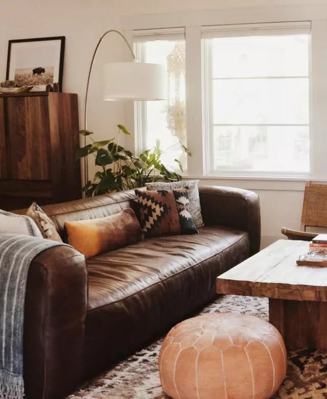 Adding The Beige Color For Your Black Sofa Will Bring You Some Warmth!