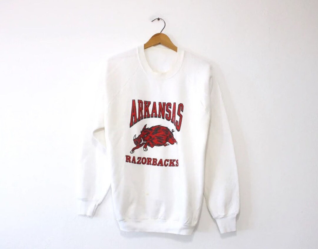 Arkansas Razorbacks Vintage Style Sweatshirt and Crewneck Shirt - Perfect Gift for Fans and NCAA Fans
