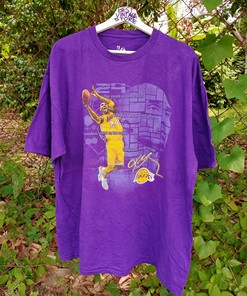 Legend Kobe Bryant Lakers T-Shirt, Hoodie, and Sweatshirt - Full Size Reprint for Fans, Gift