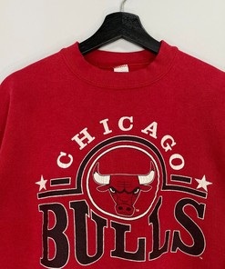 Vintage 90s Chicago Bulls Retro Sweatshirt, Hoodie, and Pullover for Fans