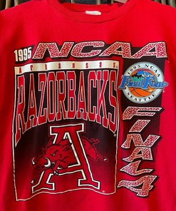 Vintage Style 1995 NCAA Arkansas Razorbacks T-Shirt, Sweatshirt, Hoodie - Perfect Gifts for Fans
