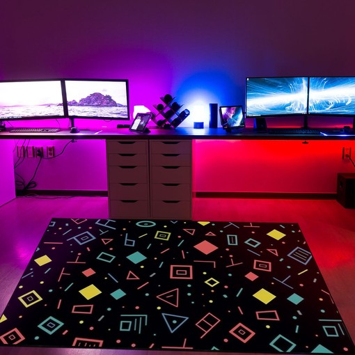 Eye-catching Arcade Pattern Personalized Rug