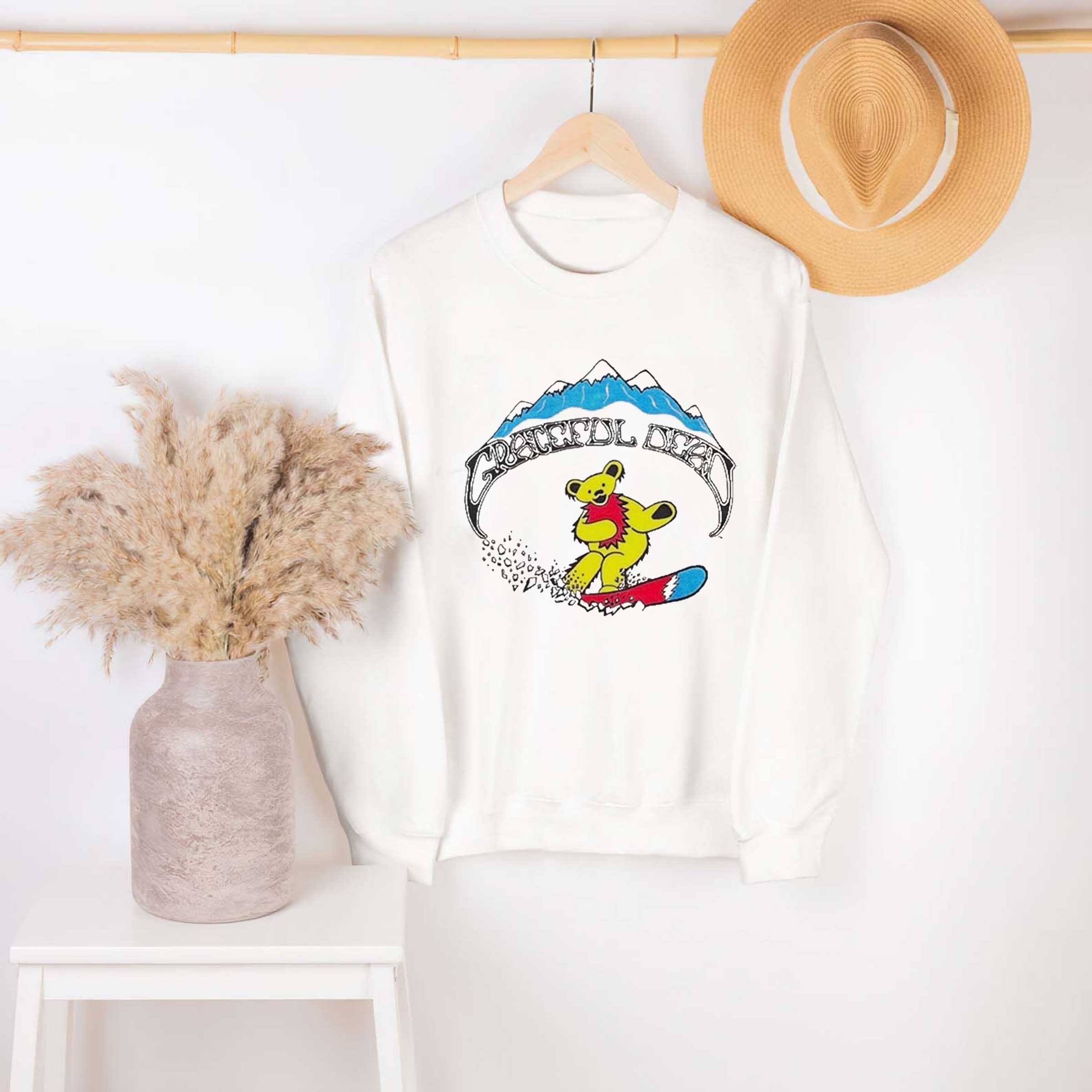 2023 grateful dead 1990 snowboarding bears primarily dead funny T-shirt, Sweatshirt, Hoodie