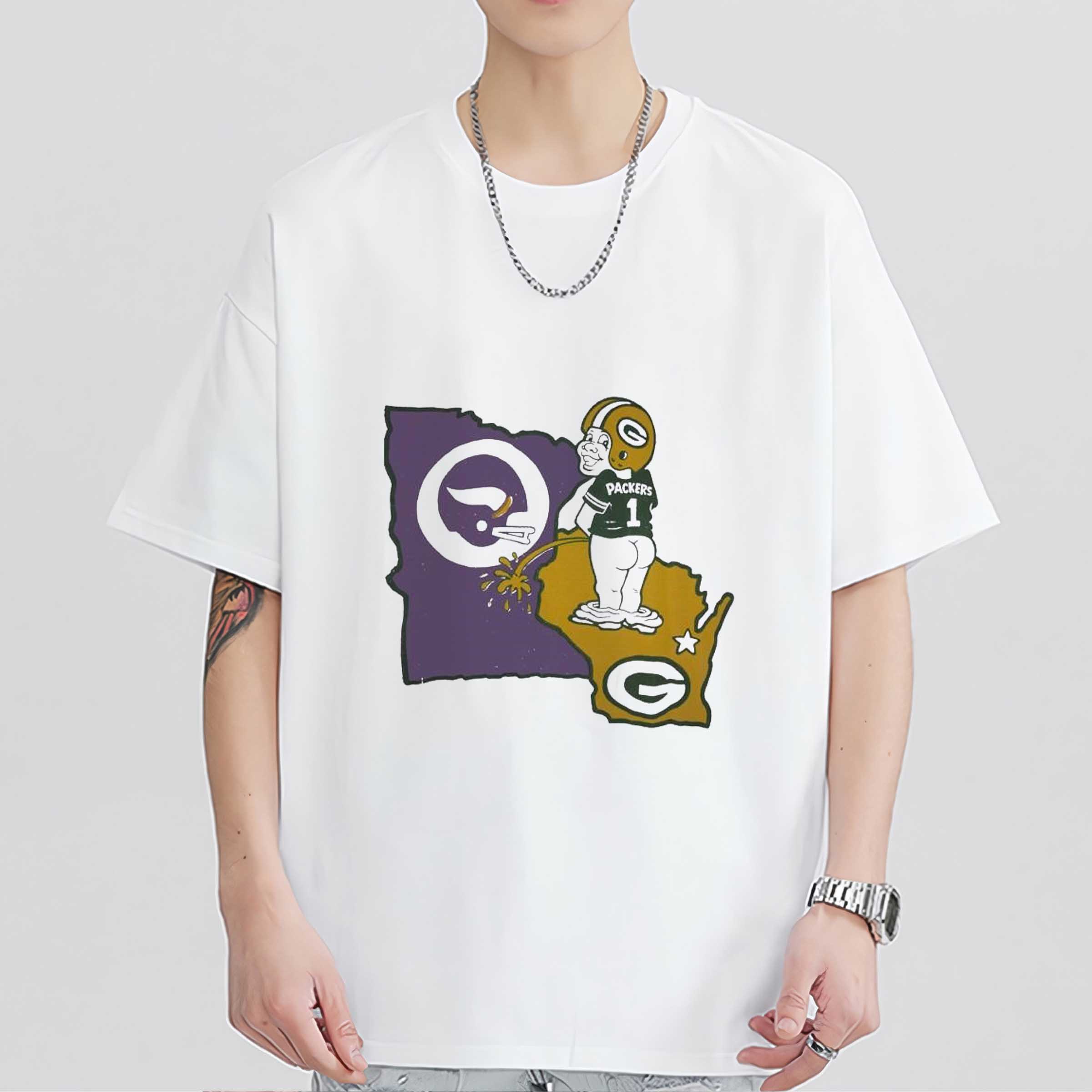 Green Bay Packers piss on Baltimore Ravens sports shirt Green Bay Packers sweatshirt hoodie gifts for NFL fans